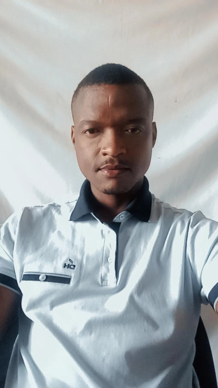 Lwando Mpehle profile image